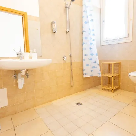 Borgo Levante * Porto Viro